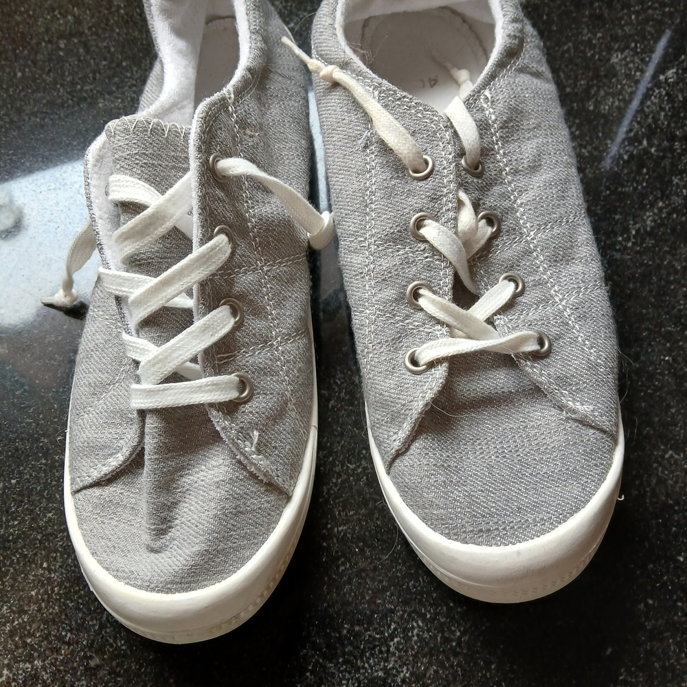 Casual Gray Canvas Sneakers